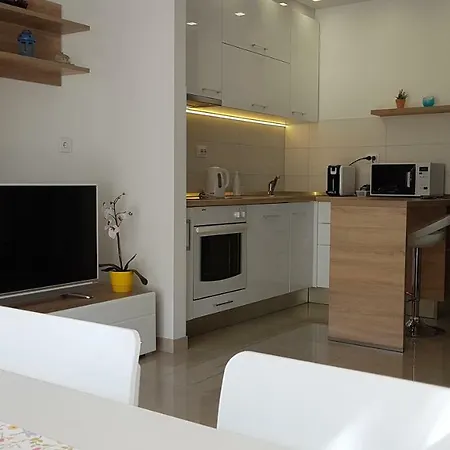 Lemon Tree شقة سبليت